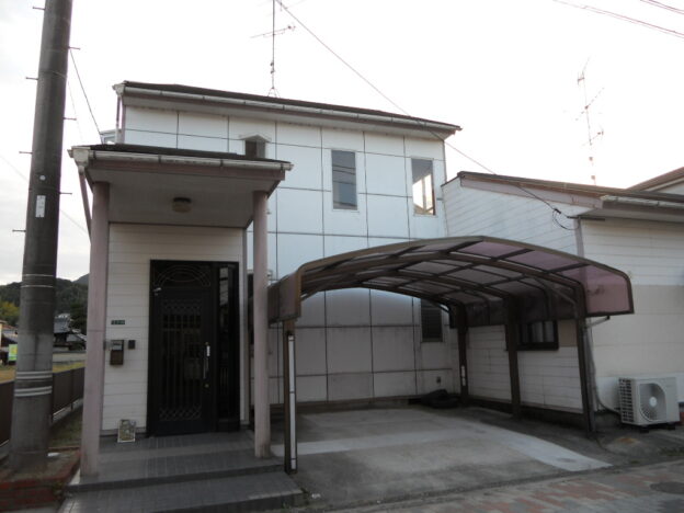 由宇町横町貸家A-1　3LDK