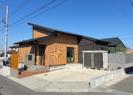 由宇町南１丁目売家　平屋建て　４LDK