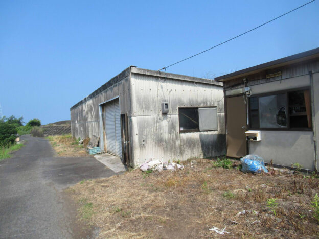 由宇町北七丁目売倉庫